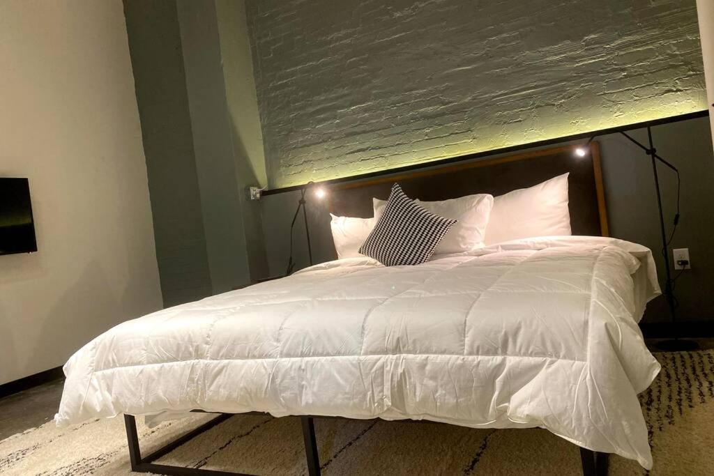 3E-Spacious 2 Bedroom In Oakland, Sleeps 8 Pittsburgh Eksteriør bilde